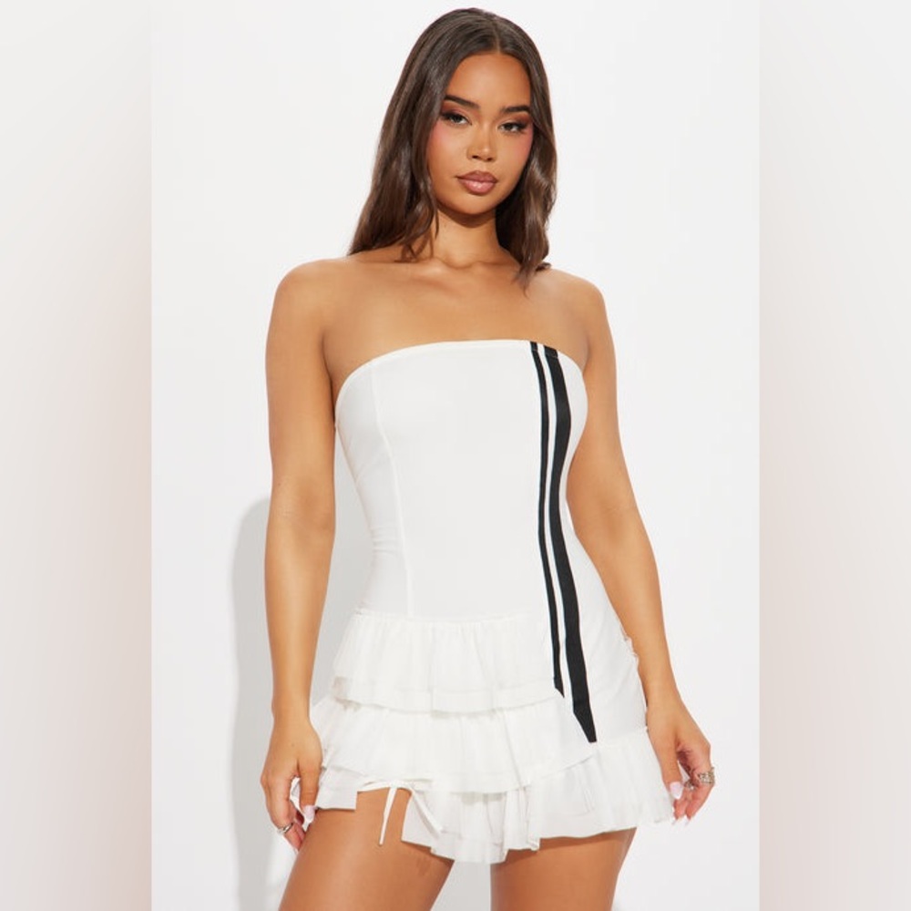 Strapless Mesh Ruffle Mini Romper - Picture 4 of 4